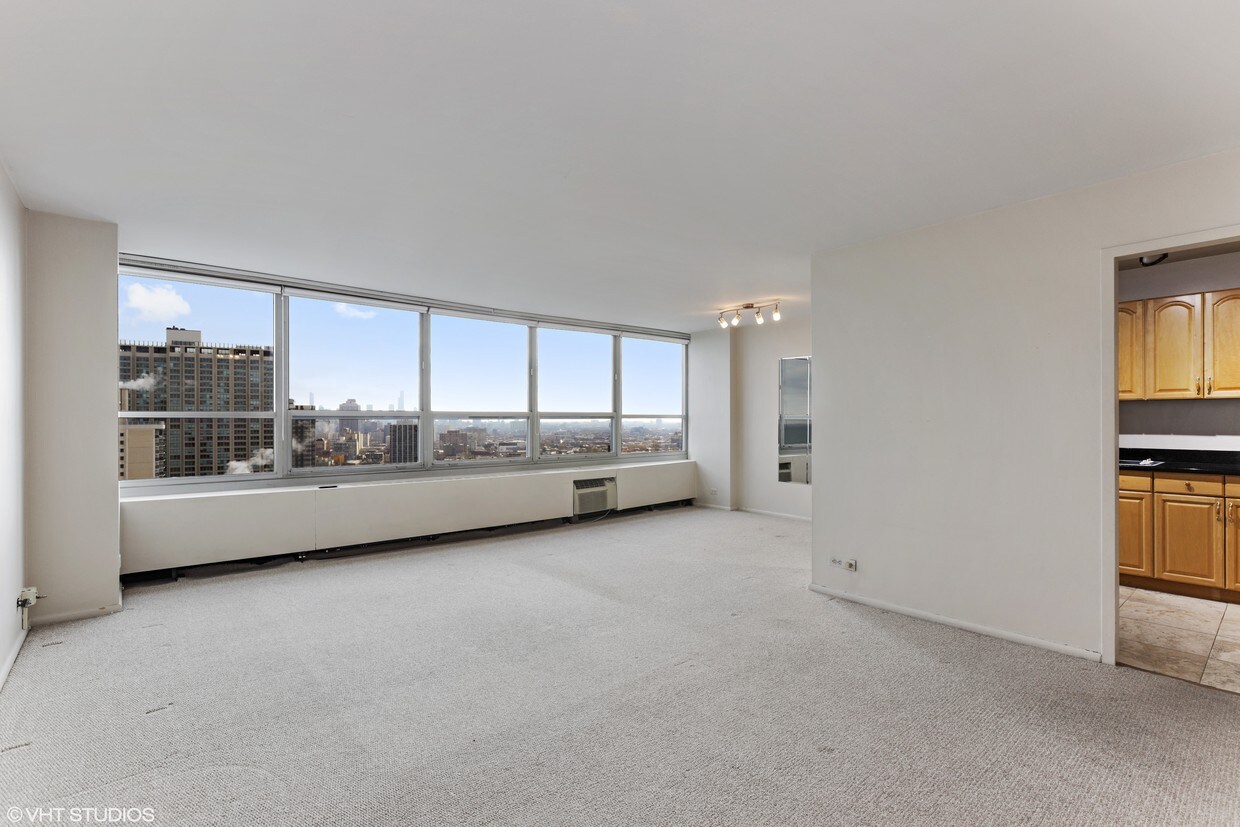 Foto principal - 3550 N Lake Shore Dr