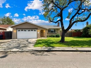Building Photo - 1037 Mockingbird Ln