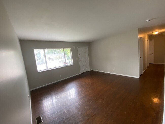 Foto del edificio - Welcome to Blueberry Hills located off Nicholasville Rd     20260615