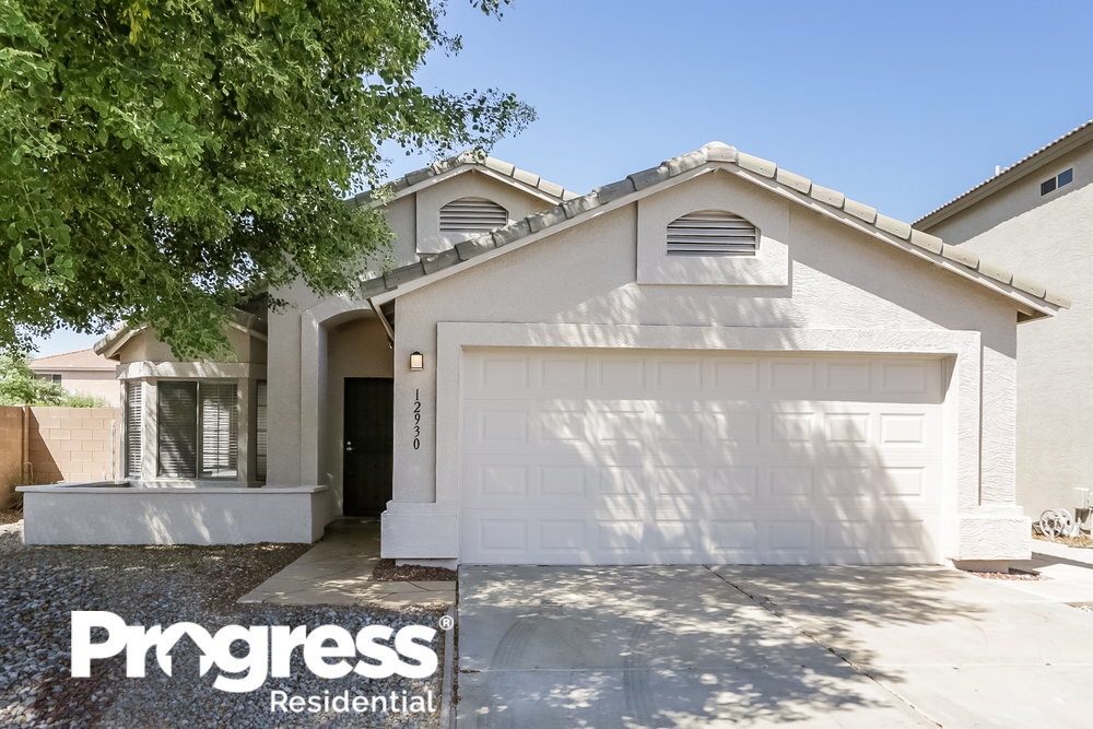 Foto principal - 12930 W Willow Ave