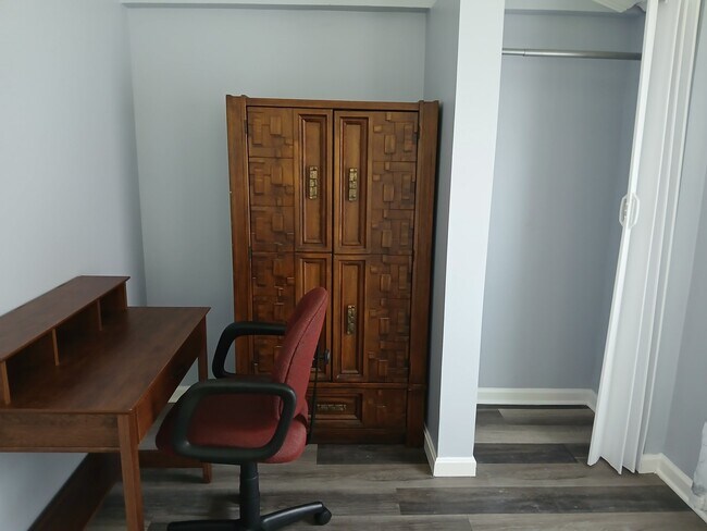 Foto del edificio - 204 Southwood Rd