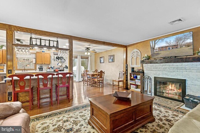 Foto del edificio - 1573 Garrisonville Rd