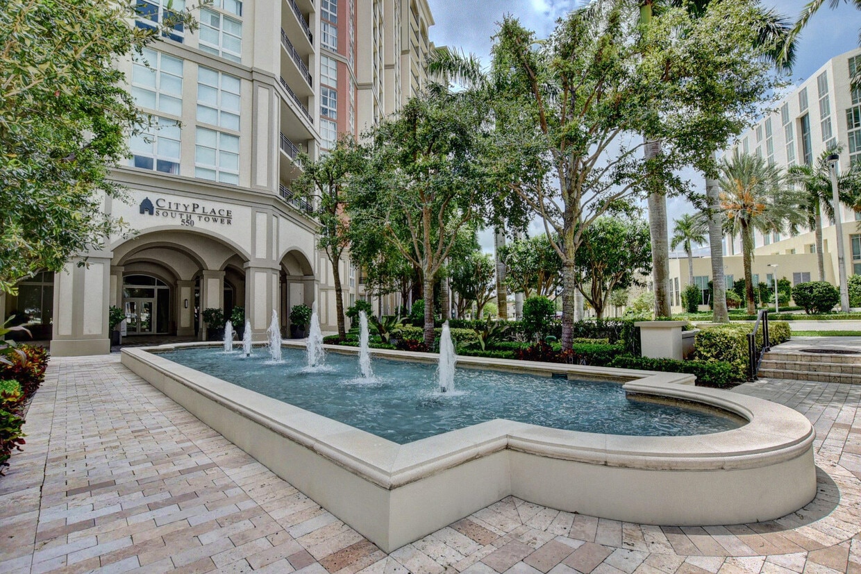 Primary Photo - 550 Okeechobee Blvd