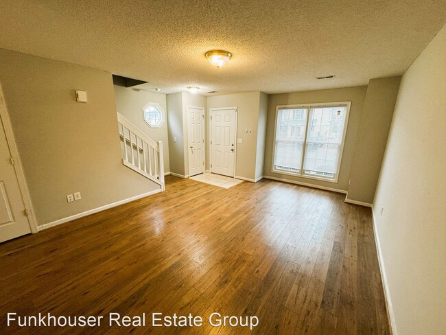 Building Photo - 3 br, 2.5 bath House - 1038 Alexander Hami...