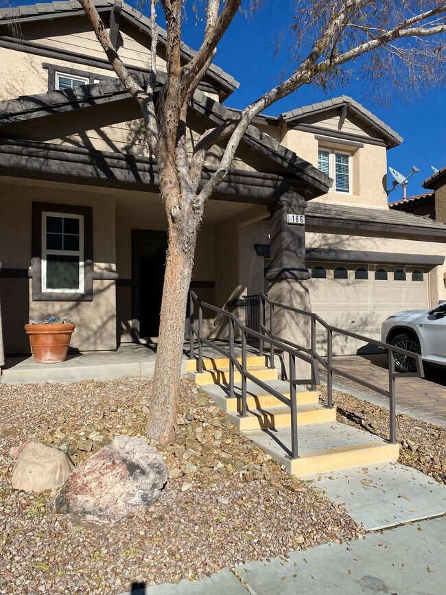 Building Photo - 166 Cloud Cover Ave