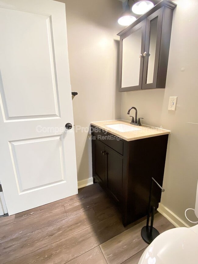 Foto del edificio - 921 Fulton St E