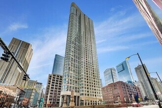 Building Photo - 345 N La Salle Dr