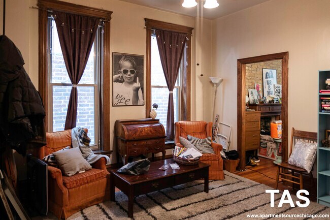 Foto del edificio - 1107 W Wrightwood Ave