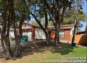 Building Photo - 12938 Maple Park Dr