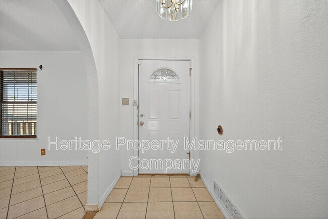 Foto del edificio - 7590 New Sulphur Springs Rd