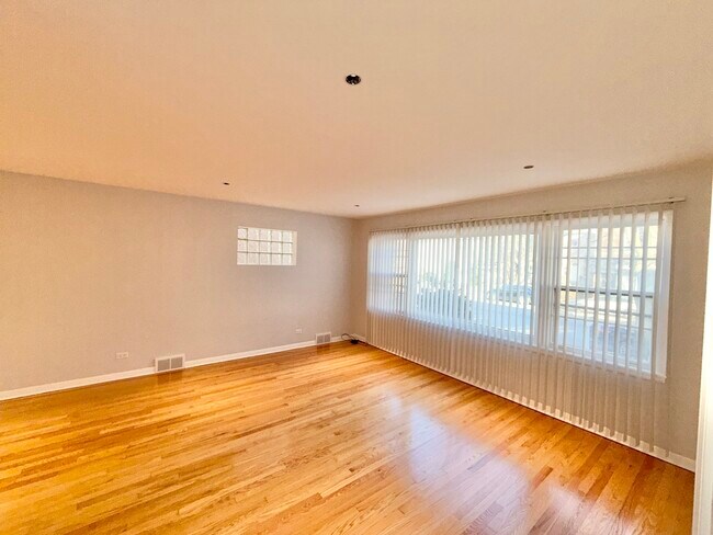 Foto del edificio - 5626 N Central Ave