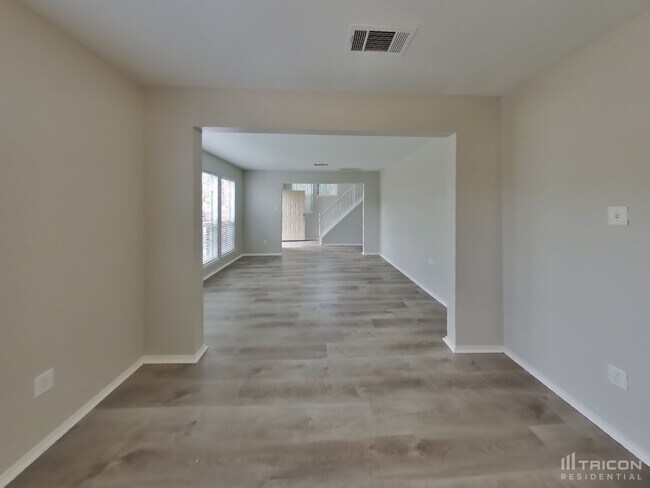 Foto del edificio - 1701 Pecan View Dr