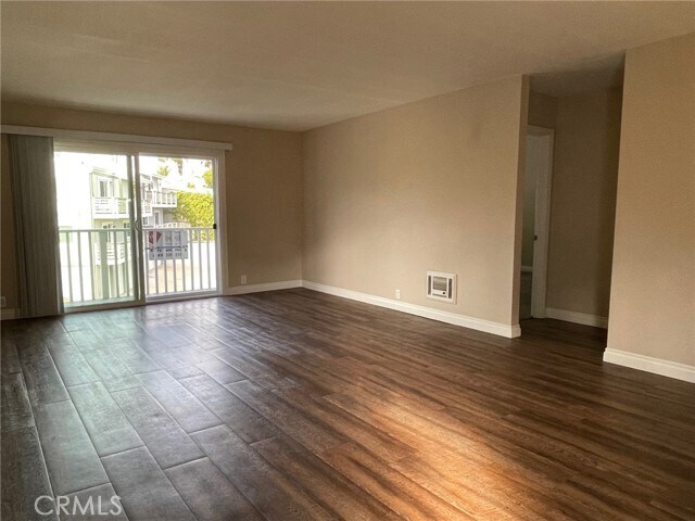 Foto del edificio - 33751 Robles Dr