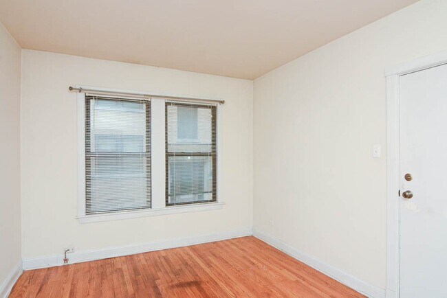 Foto del edificio - 2617 N Spaulding Ave