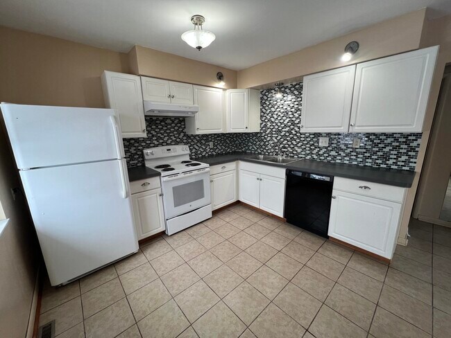 Foto del edificio - 7944 Grand St