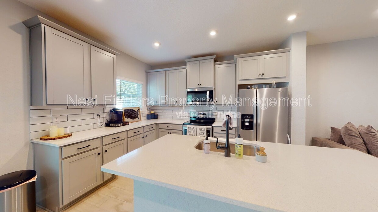 Foto principal - 12079 Calvesta St