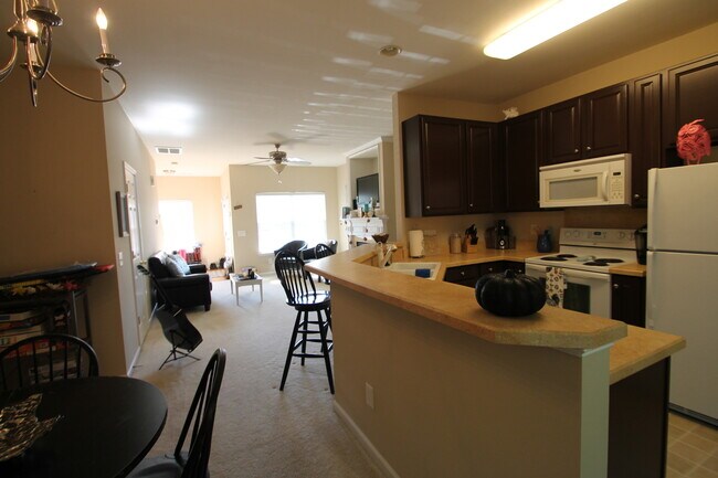 Building Photo - Exclusively Offered by Muse Realty, LLC
