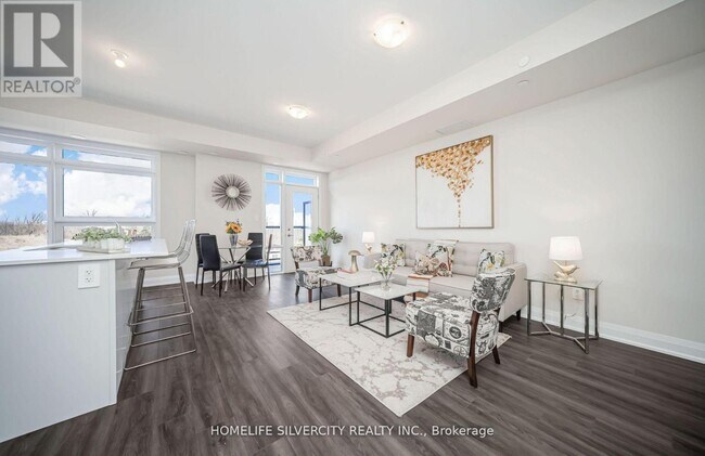 Photo du bâtiment - 1577 Rose Way