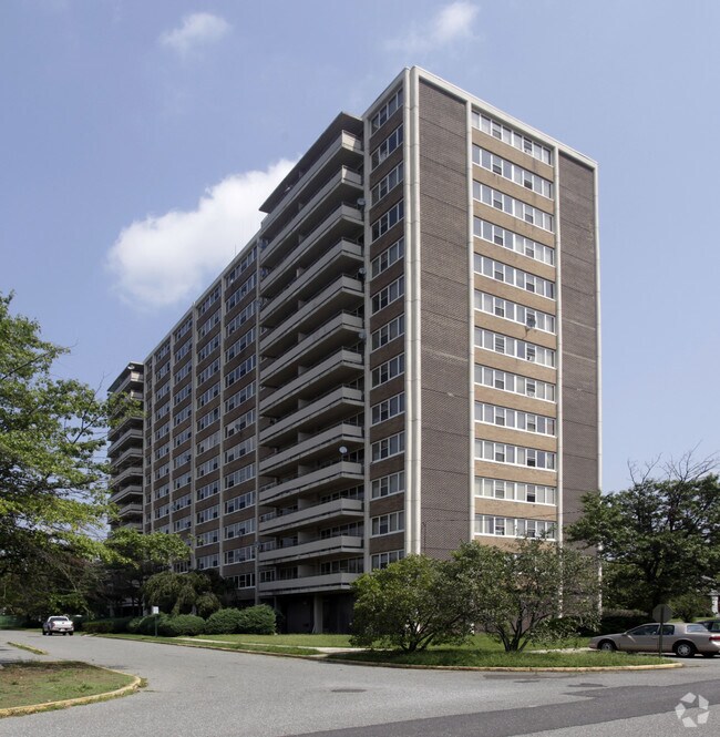 Barclay Towers Apartments Cherry Hill, NJ