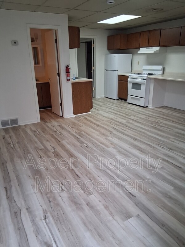 Foto del edificio - 12149 DMC Hwy 99