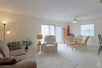 Building Photo - 3326 N Key Dr