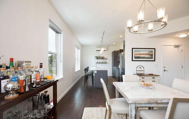 9.5 ceilings - 19 Ocean Ave