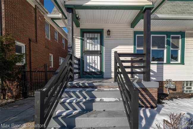 Building Photo - 3266 Collingwood St