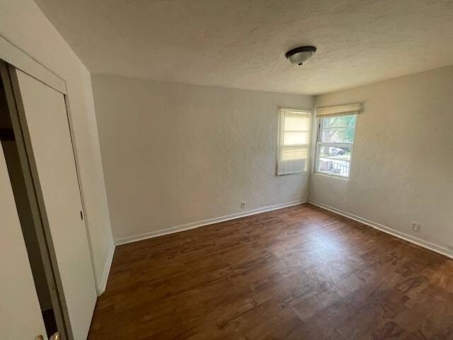 Building Photo - 1718 Loftsgordon Ave