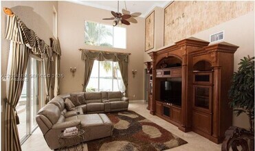 Building Photo - 4607 SW 195th Terrace