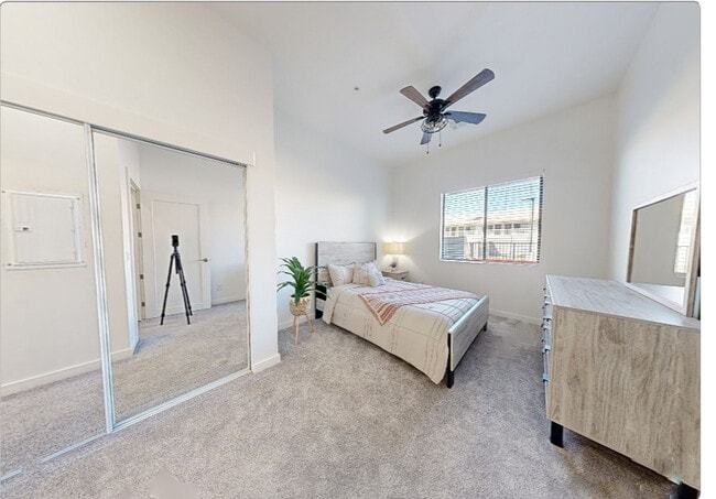 Building Photo - Apache Rock Apartments