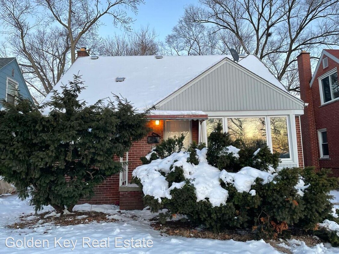 Foto principal - 3 br, 1 bath House - 20090 Lahser Rd