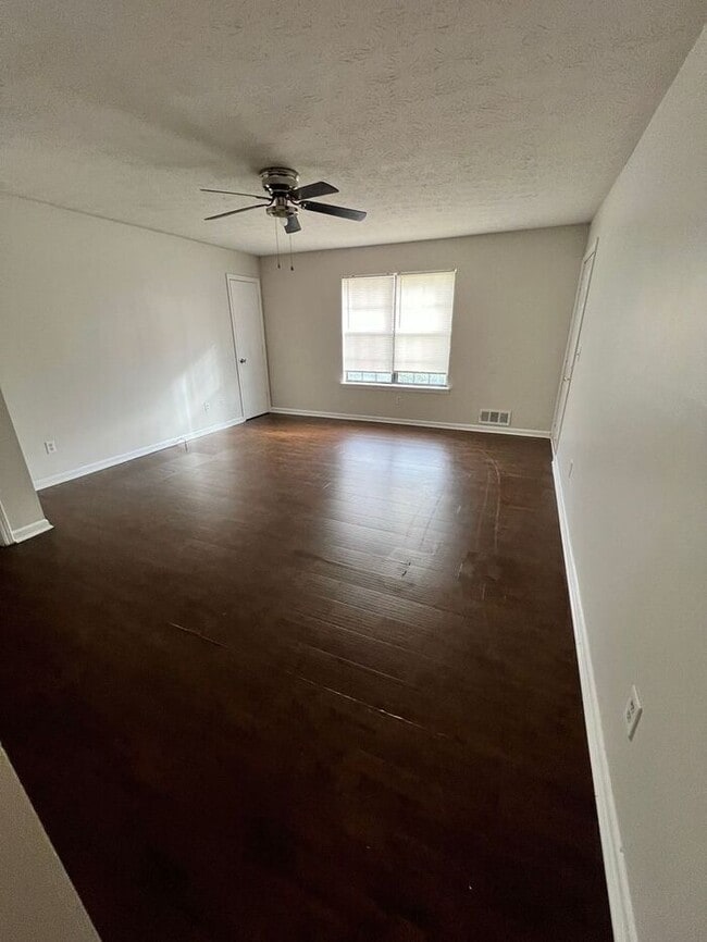 Foto del edificio - NOW READY!!! 2 bedroom 1 bath in SNELLVILLE!