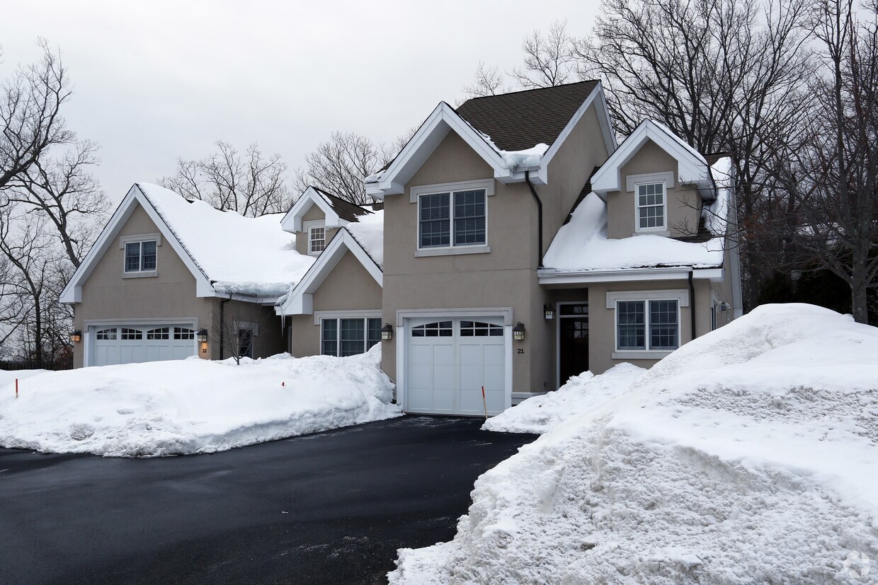 Primary Photo - Newton Terraces