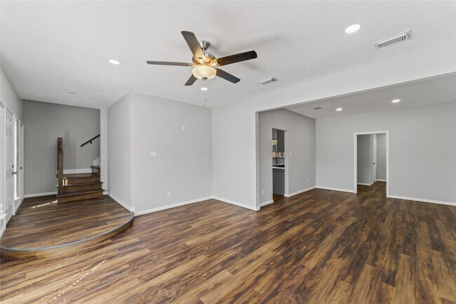 Foto del edificio - 4826 Brooklawn Dr