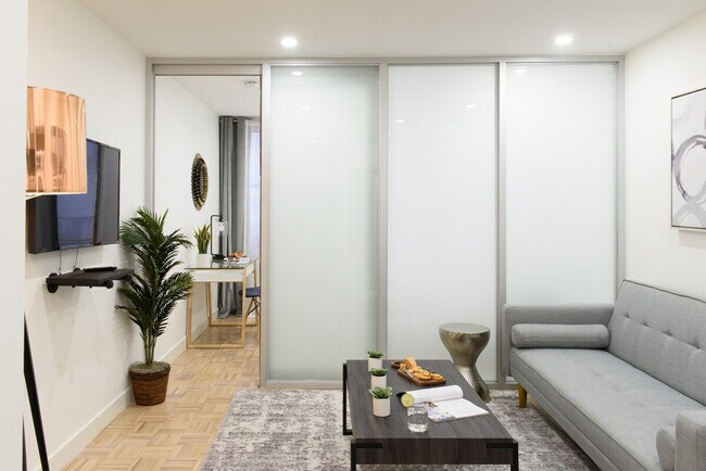 Foto del edificio - 244 E 75th St