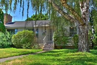 Building Photo - 5709 N C St