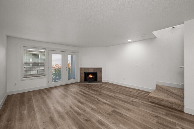 Foto del interior - Everett Cove