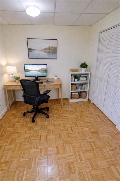 Foto del edificio - 114 Spy Pond Pkwy