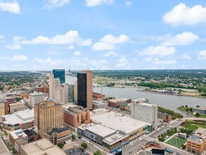 Downtown Toledo - Commodore Perry Apartments
