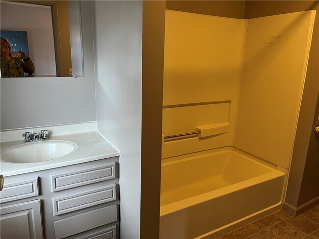 Foto del edificio - 722 Seneca Pl