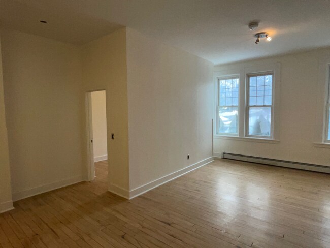 Building Photo - 1565 New Scotland Rd