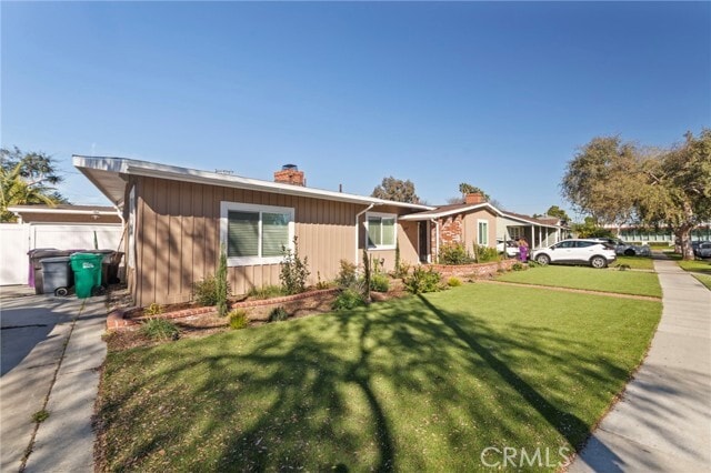 Foto del edificio - 5741 E 23rd St