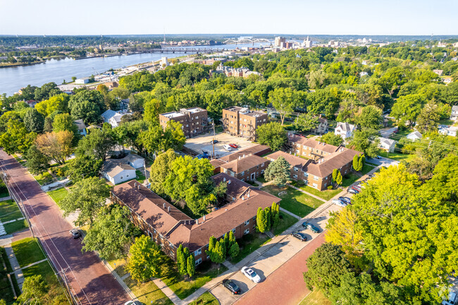 Aerial Photo - Carriage Hill Apartments