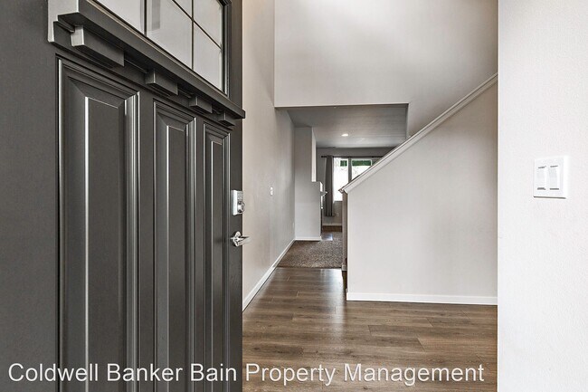 Building Photo - 4 br, 3 bath House - 14398 - 99th Way S.E.