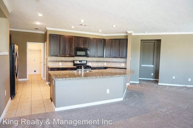 Building Photo - 4371 N Vineyard Meadow Ln