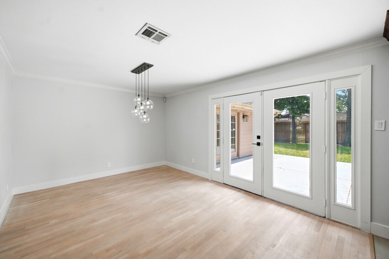 Building Photo - 2602 Tannehill Dr