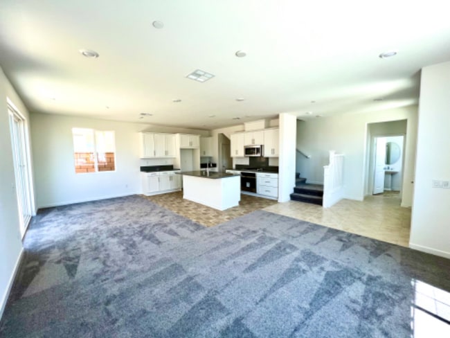 Building Photo - 16300 Lozano St