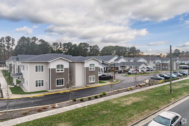 Building Photo - The Vero at Chesapeake