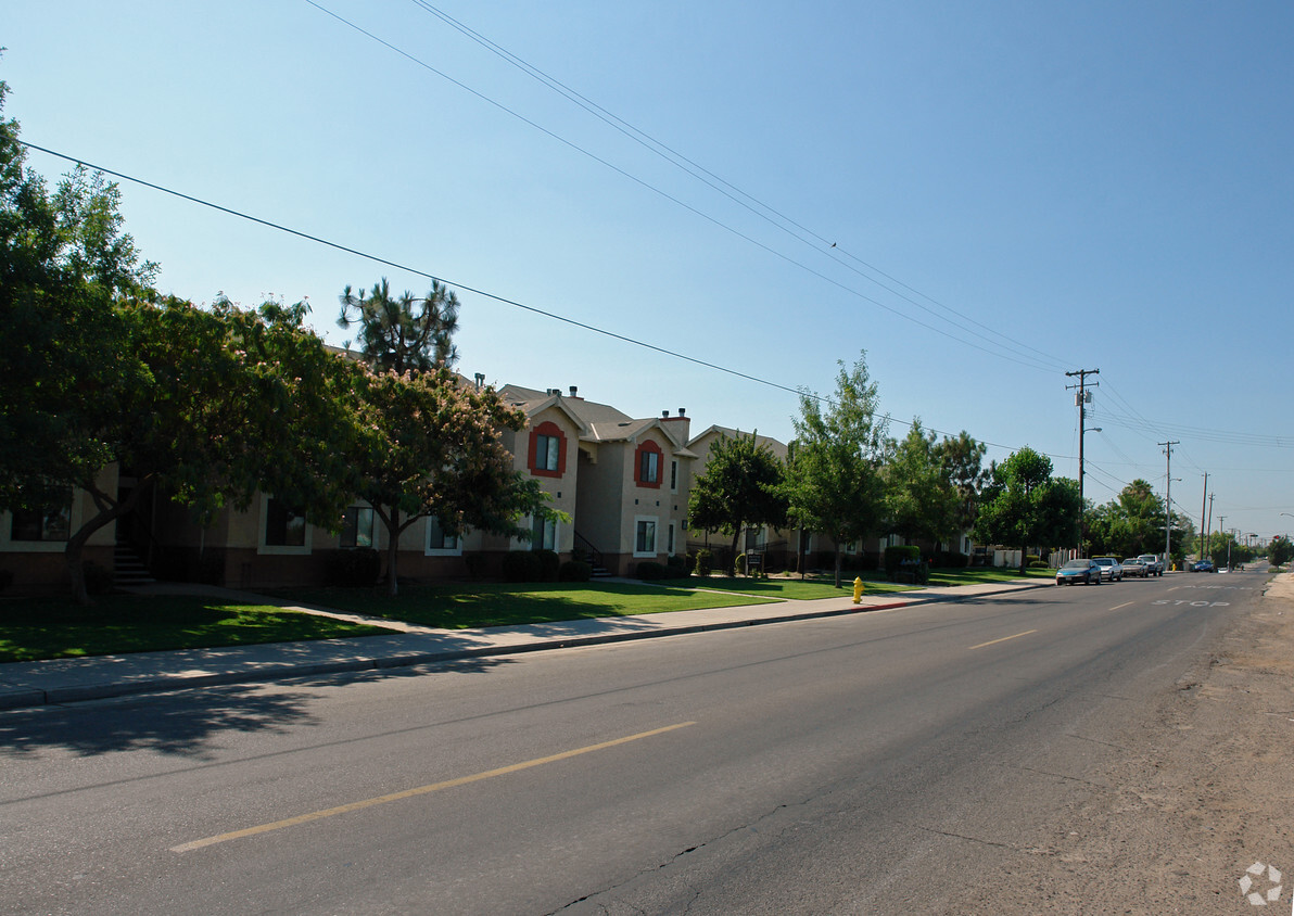 Foto del edificio - Parkwood Apartments