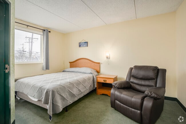 Single Suite - 250SF - Lake-View Living Studio Suites